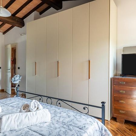 Casa Vecchia Rooms And Parking Gambassi Terme Zewnętrze zdjęcie
