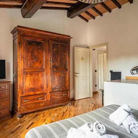 Casa Vecchia Rooms And Parking Gambassi Terme Zewnętrze zdjęcie