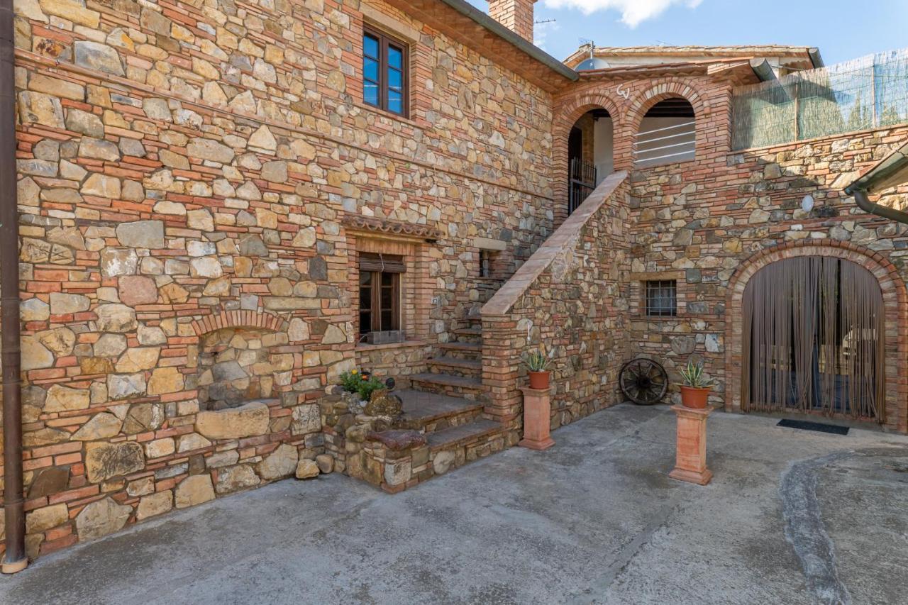 Casa Vecchia Rooms And Parking Gambassi Terme Zewnętrze zdjęcie