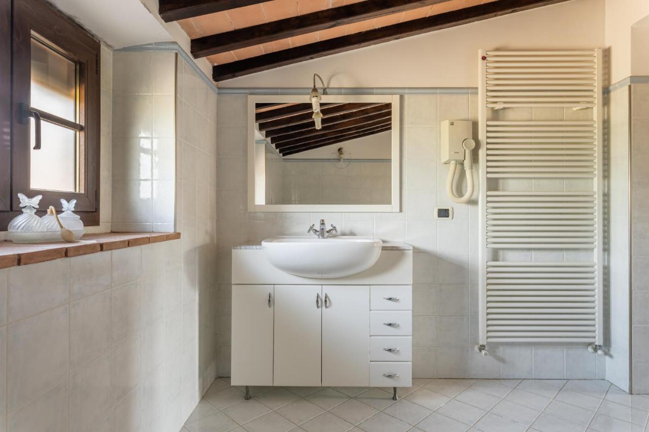 Casa Vecchia Rooms And Parking Gambassi Terme Zewnętrze zdjęcie