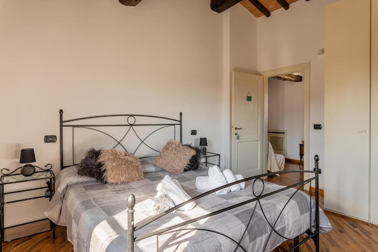Casa Vecchia Rooms And Parking Gambassi Terme Zewnętrze zdjęcie