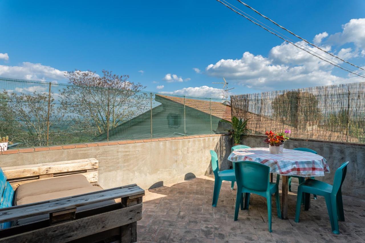 Casa Vecchia Rooms And Parking Gambassi Terme Zewnętrze zdjęcie